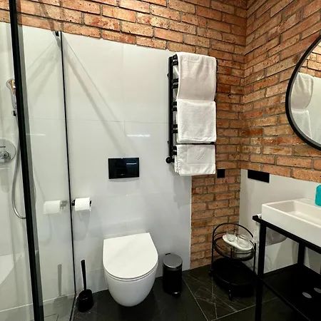 Przystanek Warszawska 26 *