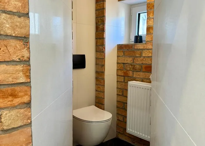 Przystanek Warszawska 26 * קטוביץ